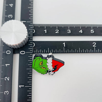 Grinch Head Stud Earrings Measurement