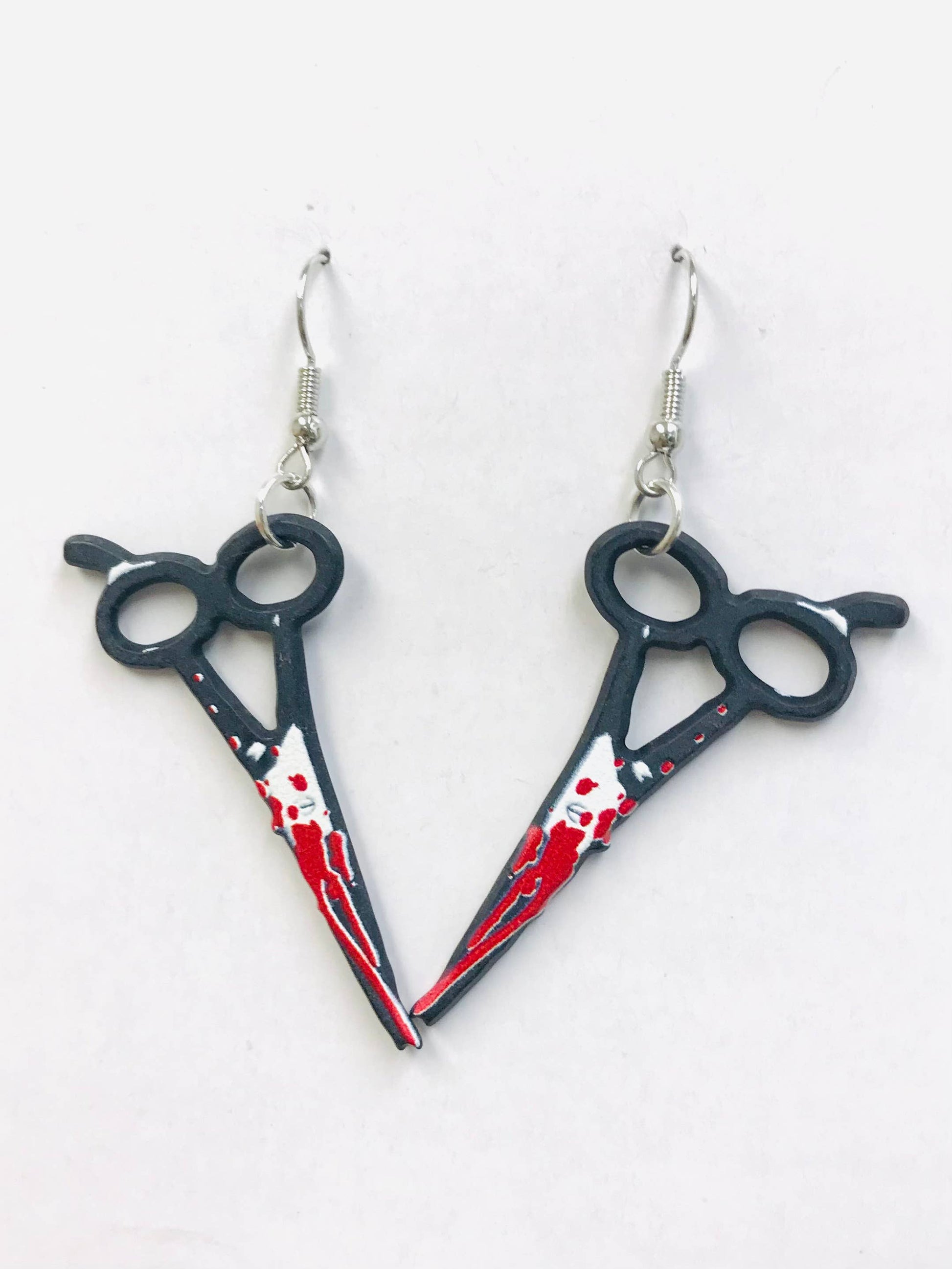 bloody halloween scissor earrings